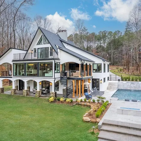 Take It To The Bank By Avantstay New Pool Hot Tub Sleeps 16